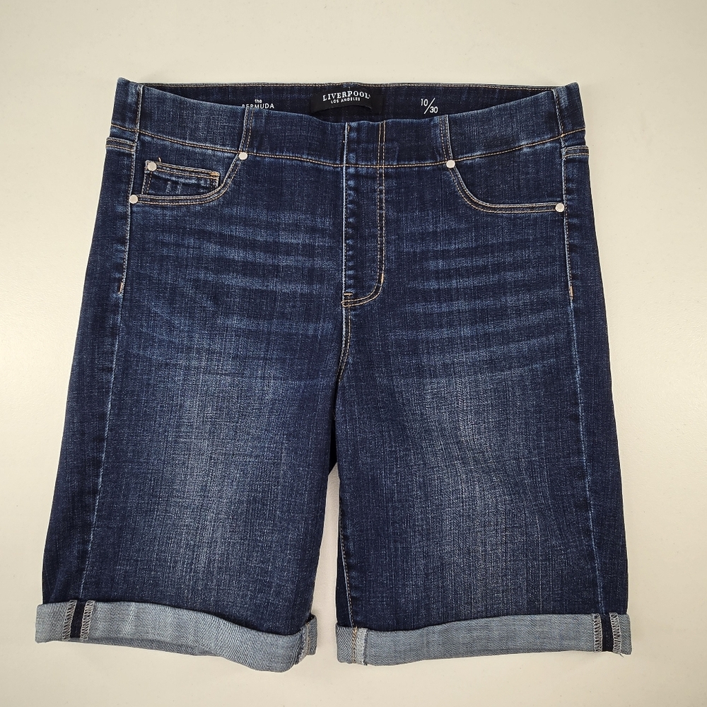 Liverpool Los Angeles The Bermuda Pull-On Denim Shorts Dark Wash Size 10/30 - Picture 3 of 9